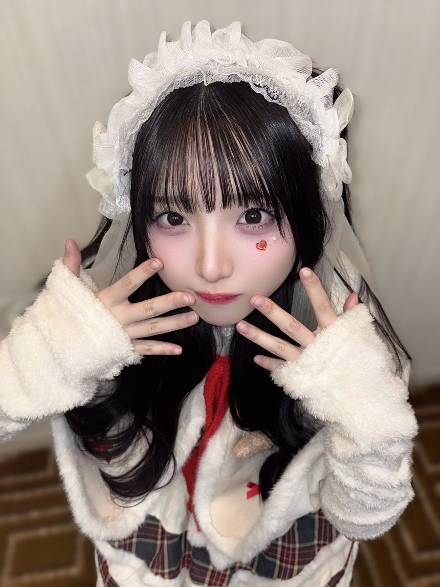 ナナコロビヤオキ ナナコロ 歌花てんか ランチェキ ハロウィン 新アー写公開】 🐙歌花てんか(@tenka_nanakoro) 🐙担当カラー : 青