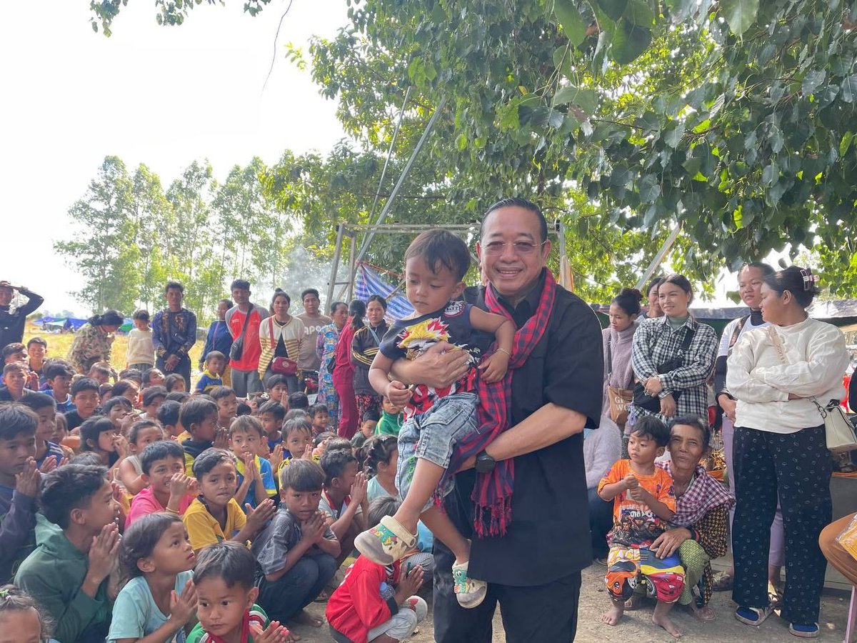 ក្តីស្រលាញ់របស់ថ្នាក់ដឹកនាំ