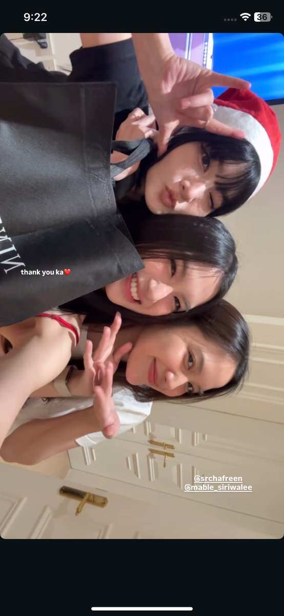 pjynaa's tweet photo. omg, blejie with freen!!???  

#Mable_Siriwalee #pangjiewr https://t.co/HVradTBpwg