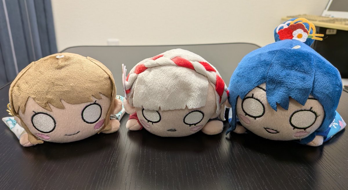 本日、徒町の「寝そべり」加賀友禅こらぼ柄をお招きしました