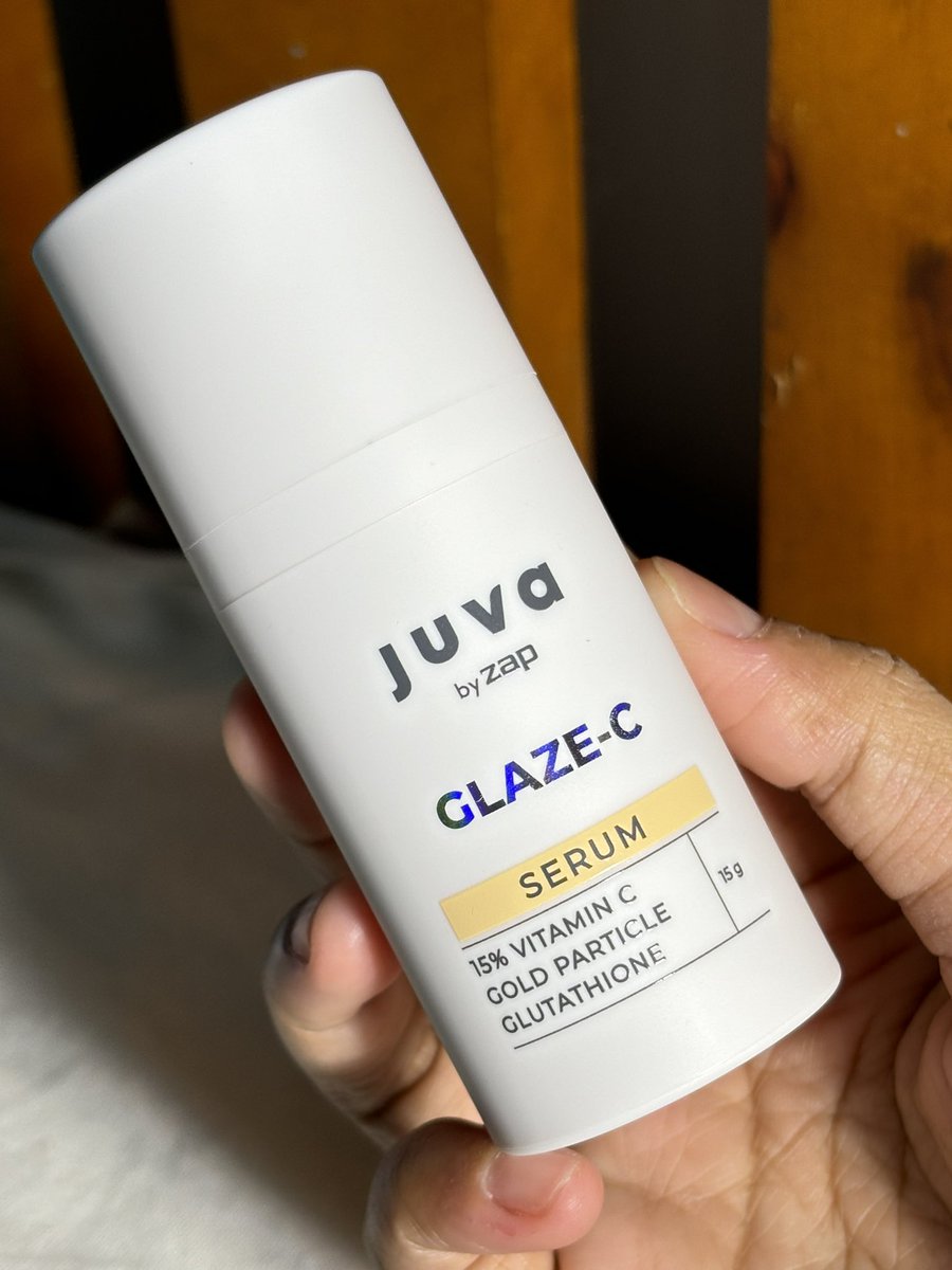 nadyakhanza's tweet image. your reminder to never skip vitamin C in your skincare routine..

glass skin, brighter skin &amp;amp; reduce dark spot✨