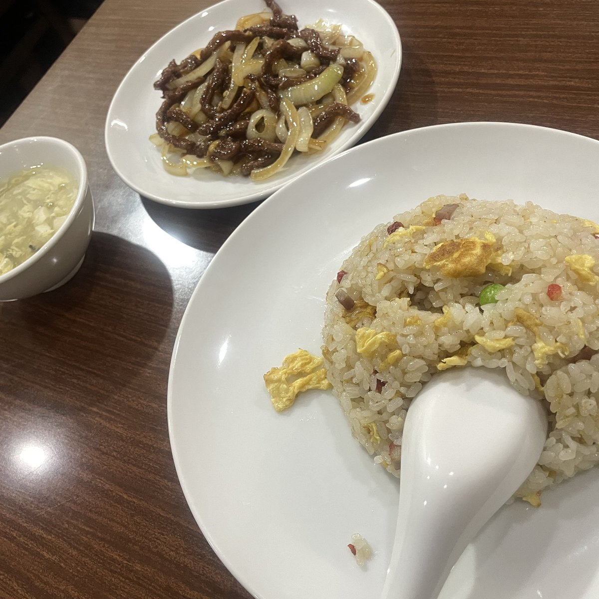 華林＠大井町なう。牛肉と玉葱&amp;炒飯。美味しいです。そう言えば、クリスマスイブだった。忘れてたw