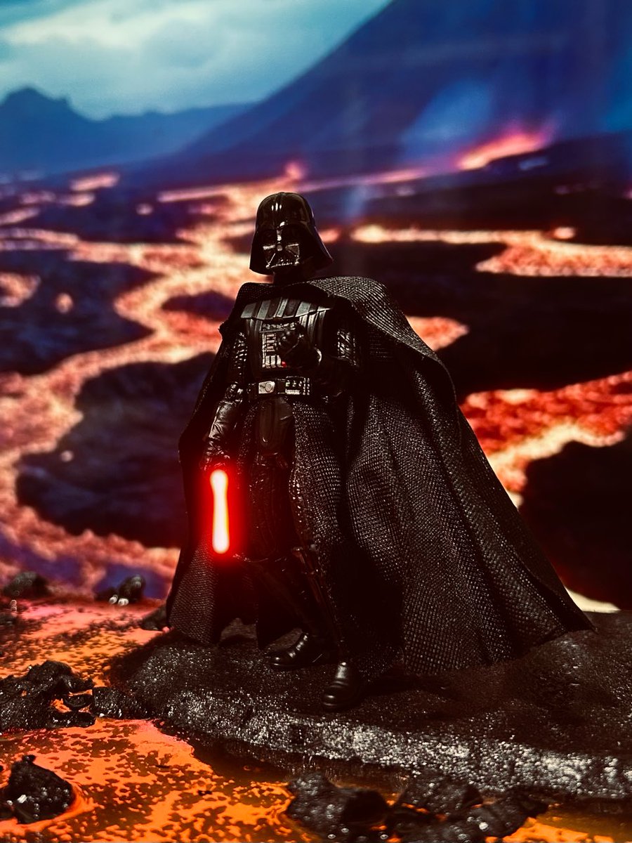 『スター・ウォーズ』 ダース・ベイダー（ムスタファー城） ダース・ベイダーの城がある惑星はムスタファー。ダース・ベイダー