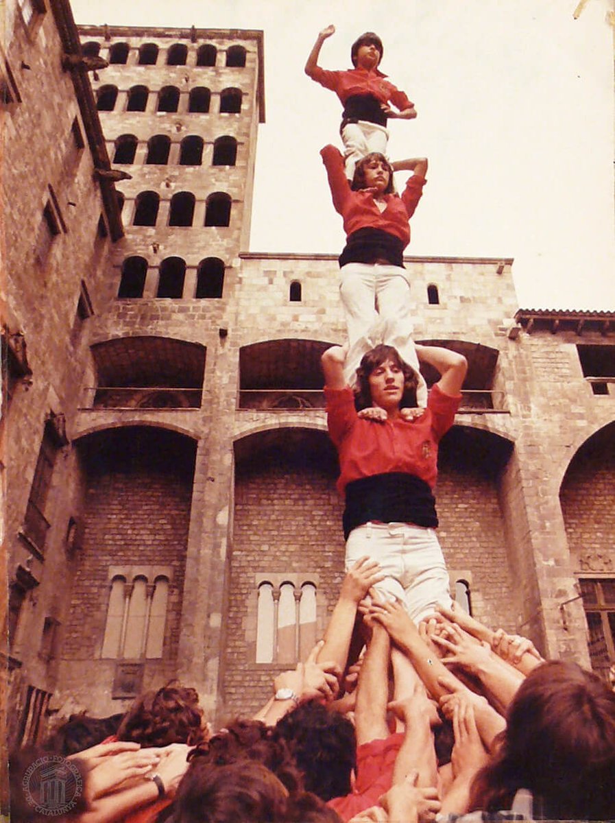 efemarq's tweet image. Avui el Palau Reial Major de Barcelona, l'edifici més polític de Catalunya (si es pot dir així) fa 1.101 anys: el vell Palau Comtal apareix citat per primer cop #taldiacomavui de l'any 924. Un edifici ara buit de poder sobirà que ens recorda, dia rere dia, que som un país ocupat.