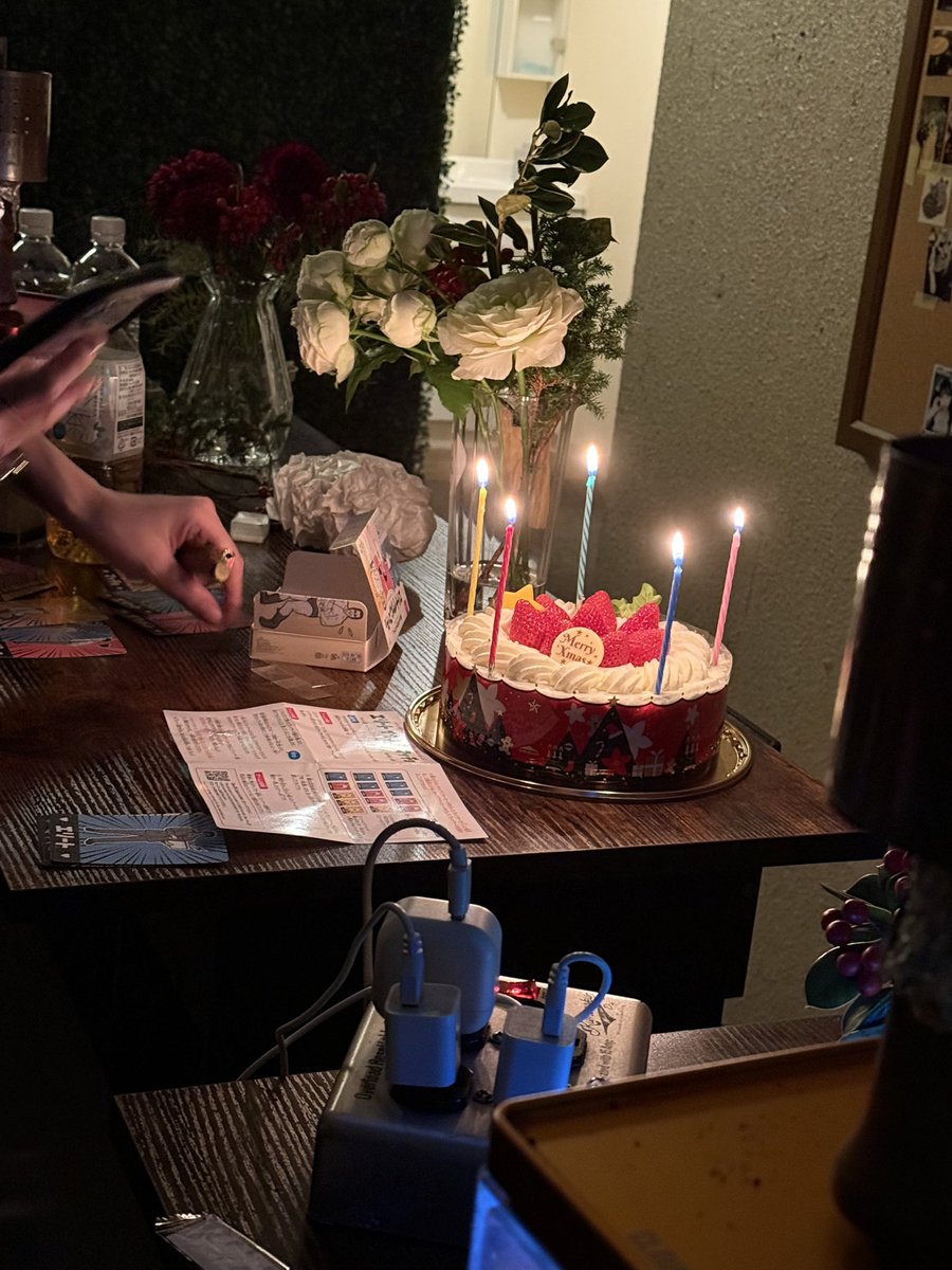 ケーキ頂きに来ました