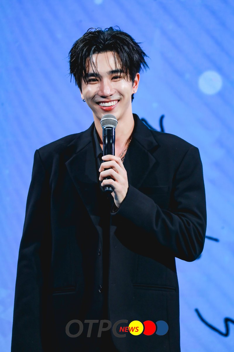 otpc_story's tweet image. "เพิร์ธ ธนพนธ์" พรีเซ็นเตอร์ DR. Ally SUN ในงาน "JS Together All Star Chirstmas Eve" 

PERTH XMAS TOGETHER DRALLY

#PerthTanapon #KDPPE
#DrAllyChristmasEvexPerth
#DrAlly #DrAllyThailand