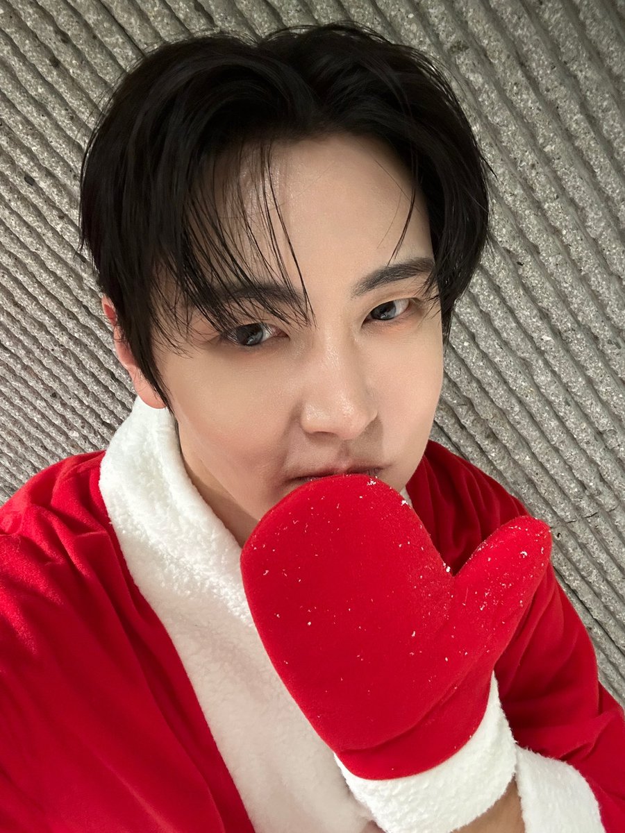 쟁산타🎄🎄🎄

#SF9 #JAEYOON #크리스마스이브에욤