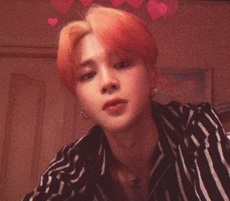 jmnberries's tweet image. jimin using the macbook hearts filter

2019                                              2025