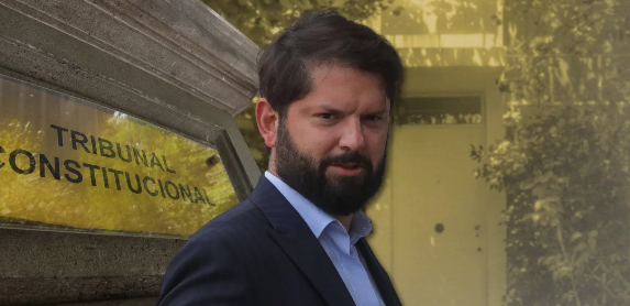 🔹Se cae la " ley de amarre " de Gabriel, no tiene sustento político ni ético.

Pero siempre habrá que recordar cuando intentó apitutar a miles de empleados públicos de su color político.

La maniobra mas asquerosa desde la vuelta de la democracia.

Se va por la puerta chica.