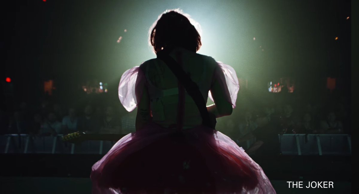 gagatotalmayhem's tweet image. New images of Lady Gaga in ‘Harlequin Live: One Night Only’🎄🛟🎁

Premieres Christmas Eve on YouTube.