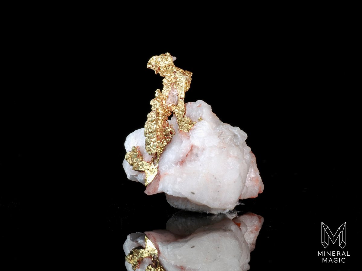 みねまじ｜鉱物写真 tweet media