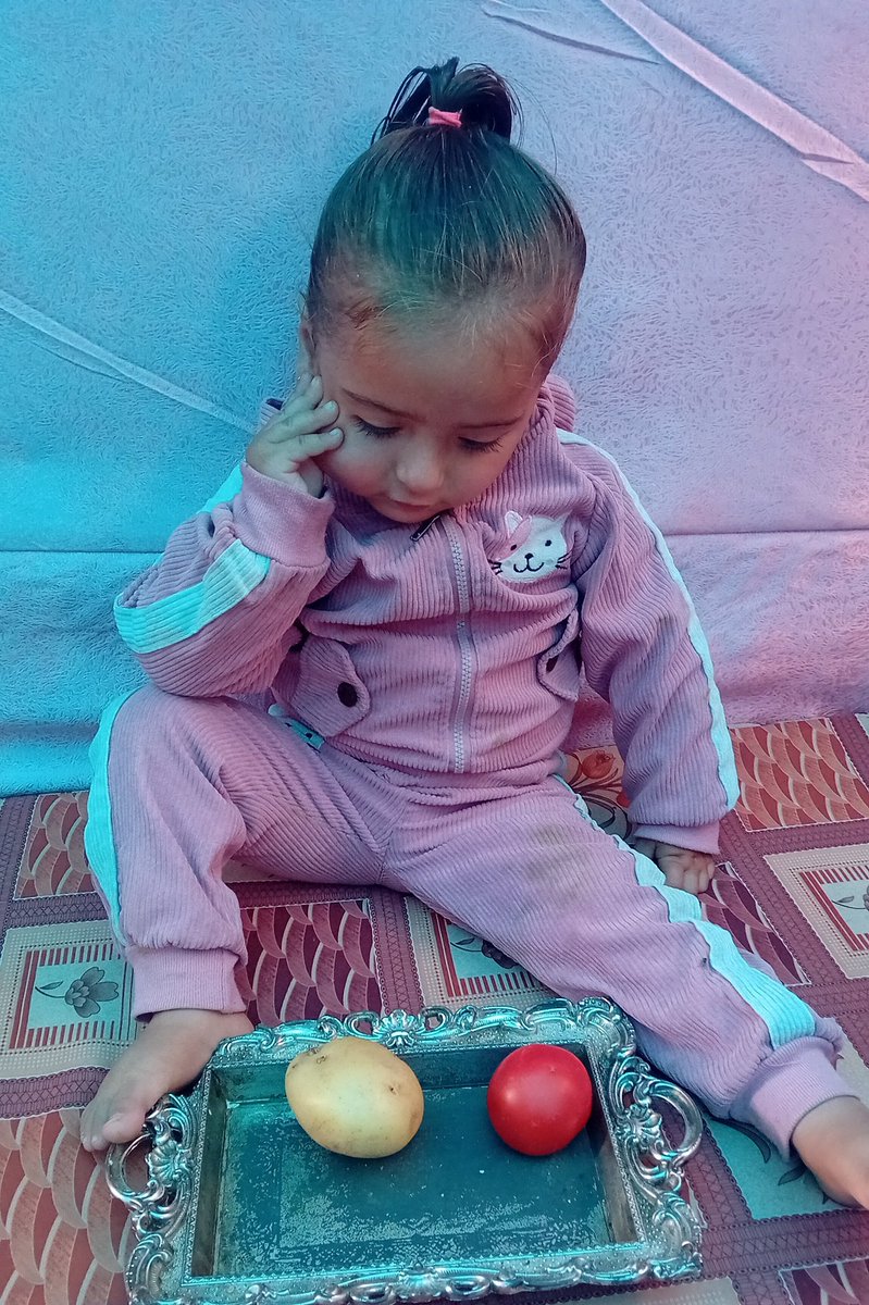 Wateen_Sharef's tweet photo. My dear friends💔
I'm writing to you in a dire situation We no longer have enough food and flour at home and we desperately need something to satisfy our hunger I need 100€ to buy the necessary food and flour
Every donation from you will save our lives💔
https://t.co/FR41UHjDdg https://t.co/vYY9DZaUjt