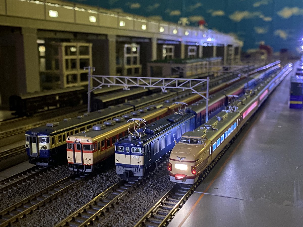 安芸山陽模型@鉄コレ新品予約も定価より27%オフ🙌 (@akisanyomokei