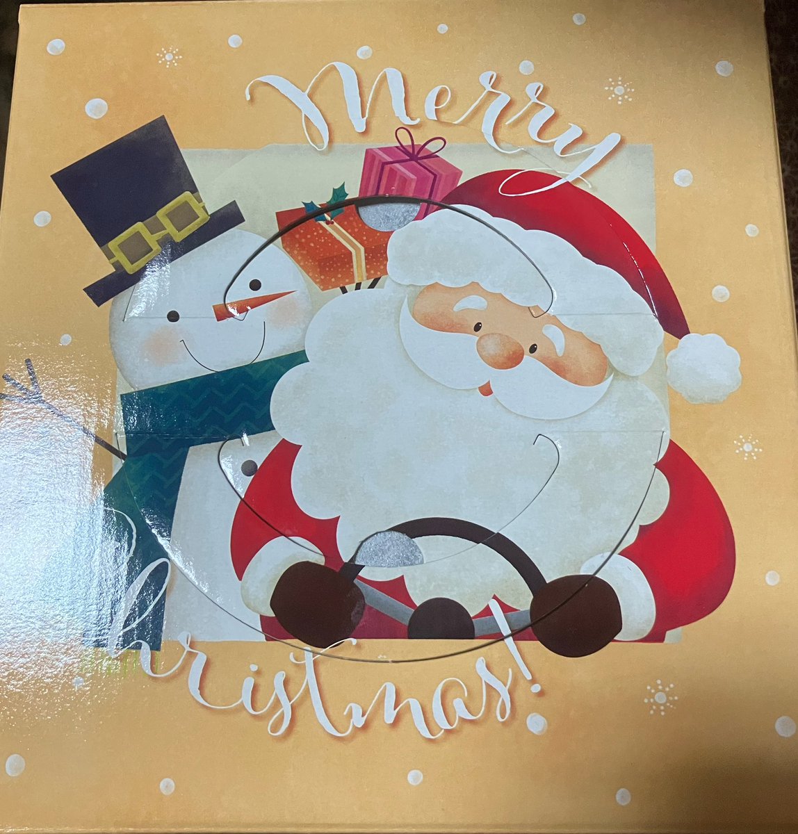 mon_8mon's tweet photo. #桔梗屋 
桔梗屋さんのクリスマスケーキ
を毎年バイト先の社長がプレゼントしてくれる🎁
今年も美味しかった🤤 https://t.co/xFOAzaKg58