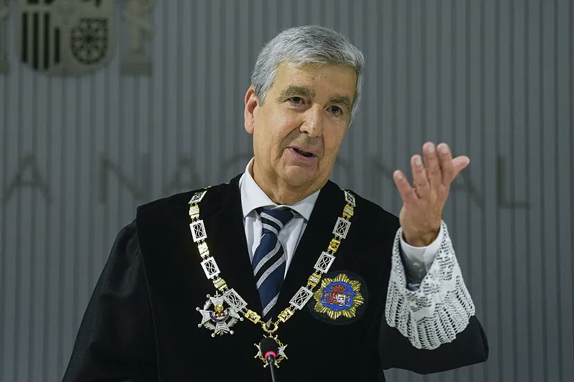 ¿Contagio de Alzheimer en la Audiencia Nacional?
La Audiencia Nacional se olvida de poner 23 páginas en la sentencia que condenó a varios expresidentes de fútbol y empresarios por defraudar 154 millones en IVA.