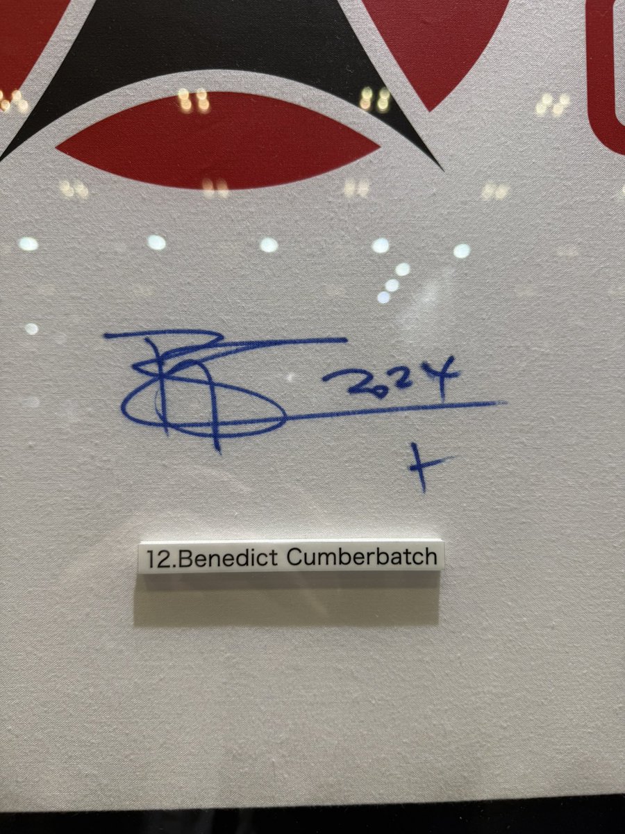 クリス・ヘムズワース　直筆サイン　コミコン　サイン クリス・ヘムズワース直筆サインコミコンサイン