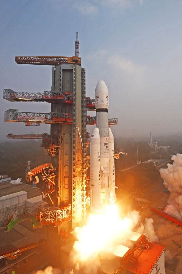 IndianDefenceT's tweet photo. LVM3 aces its mission! ๐ India's heavy-lift rocket successfully deploys its heaviest payload yet, showcasing world-class reliability ๐ช๐ฎ๐ณ. A big leap for India's space ambitions! ๐ #LVM3 #IndiaSpace #Reliability #HeavyLift #SpaceCapabilities #ISRO #PrideOfIndia https://t.co/V41fqXuzlY