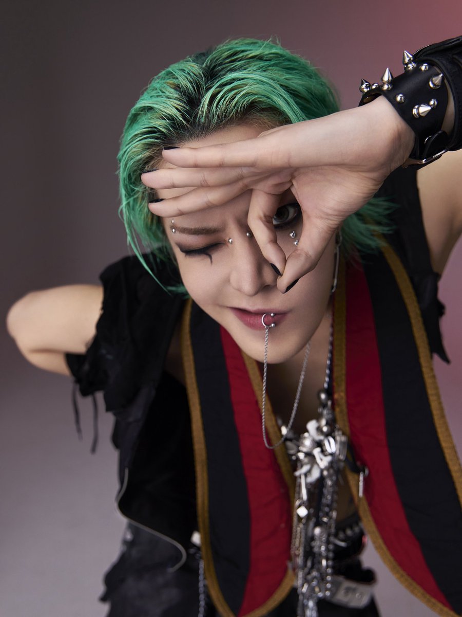 yutaです。① YUTA ユウタ 'TWISTED PARADISE' MV - YouTube