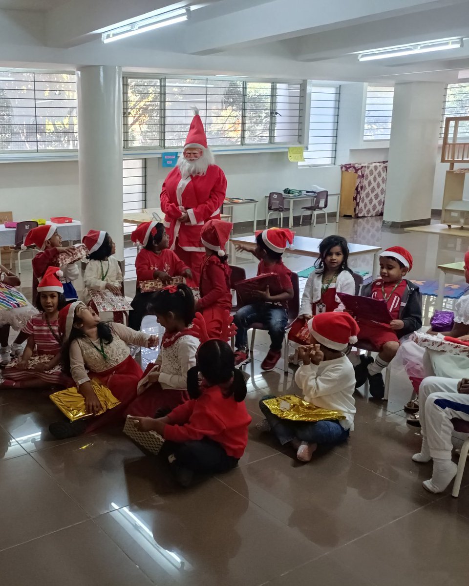 cmrnps's tweet photo. Christmas at CMR NPS was filled with music, movement, and smiles. With joyful dance performances, cheerful carol singing, Santa’s visit, and the sharing of gifts, the campus truly came alive with festive spirit and togetherness. https://t.co/SoVa3dXOXg