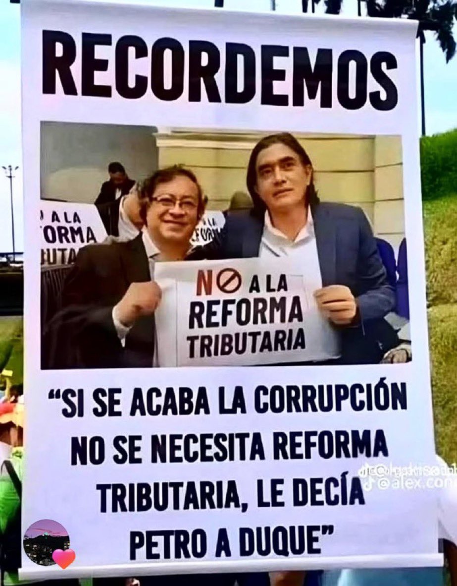 Pfrobledo's tweet image. Y con @petrogustavo llegó el gobierno más corrupto e inepto de la historia y también todo tipo de reformas tributarias, la última disfrazada de Emergencia Económica