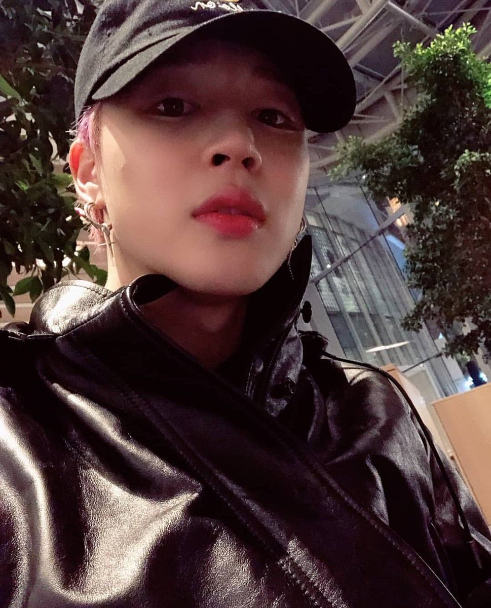 softplainn's tweet image. you all forgot the og jimin