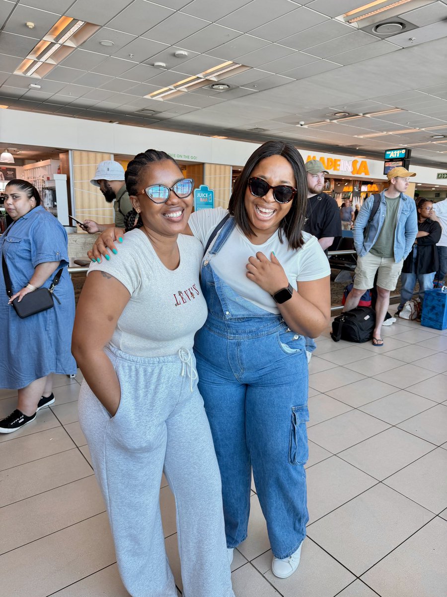 Gugu Dlamini tweet media