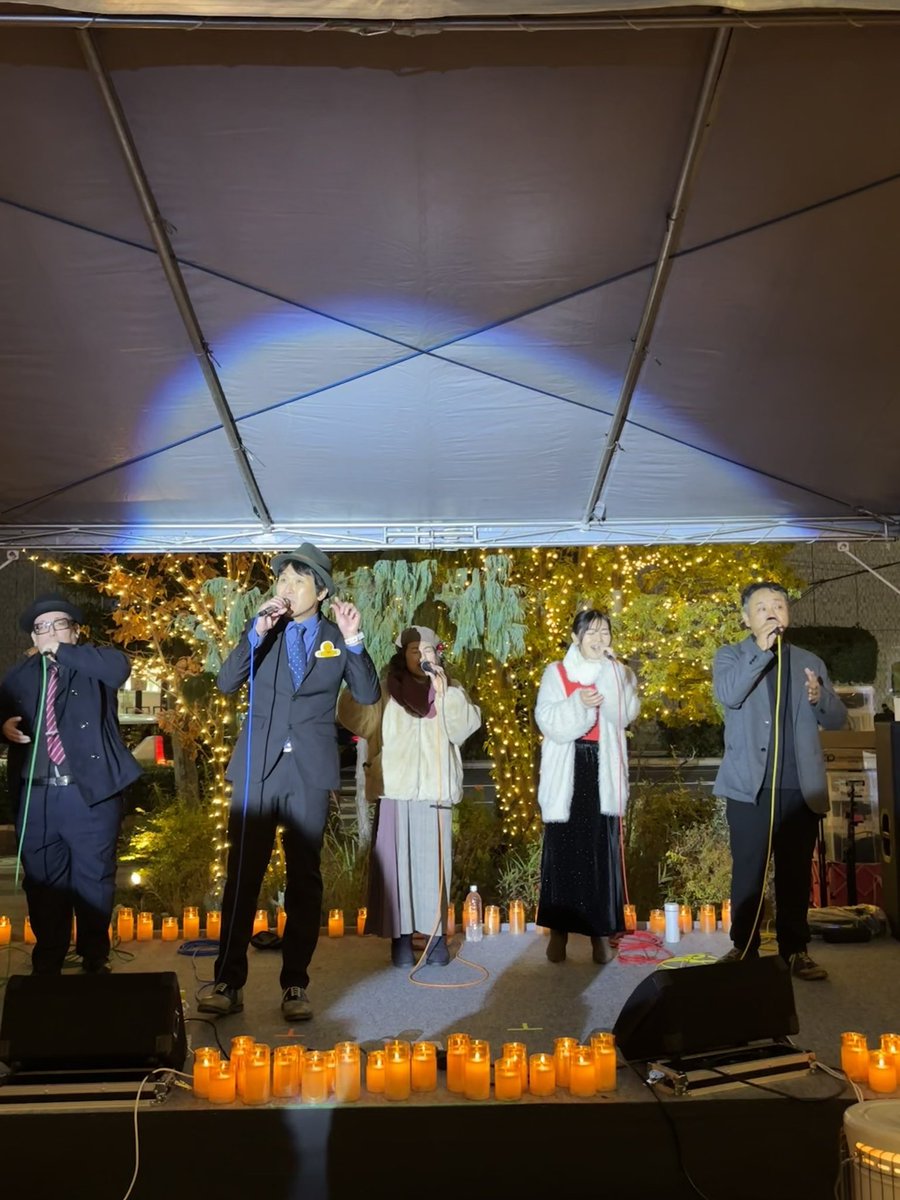 gb_acappella's tweet photo. Merry Xmas 🎄
昨日は杜の街グレースにて
Ginger Breadsライブでございました♪
歌っているこちらも癒されましたね
有難い機会でした🙏
沢山お集まりくださり感謝です
しーゆー
ねくすと
たいむ
#アカペラ
#GingerBreads
#ジンジャーブレッズ
#杜の街グレース https://t.co/xAYtNYxpJu