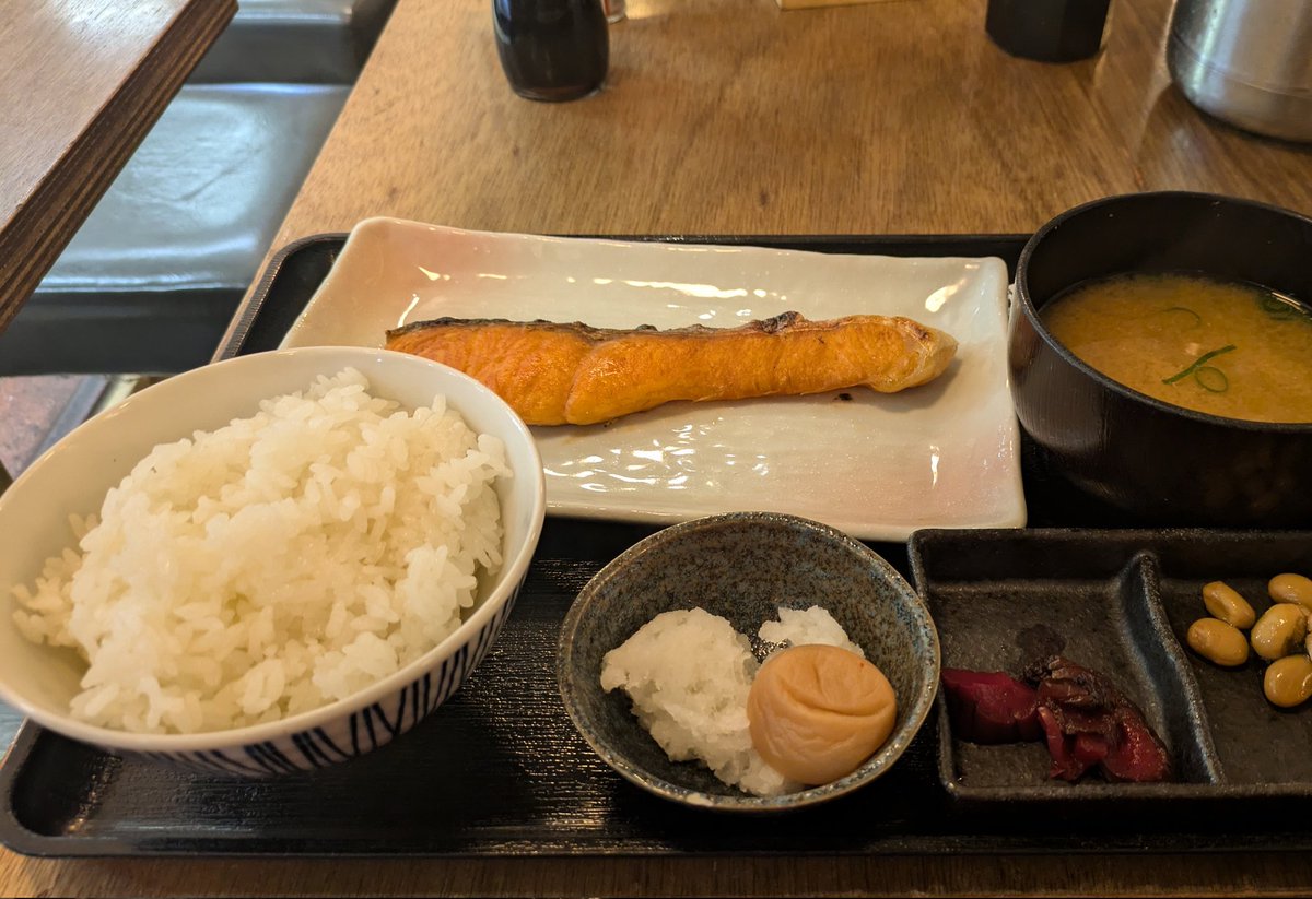 about30cm's tweet photo. #クリスマスにはシャケを食え https://t.co/FMdGY5epiT