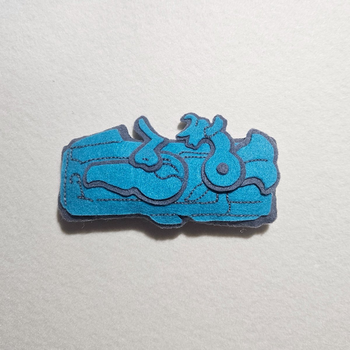 Nnengng's tweet image. #RT 

많이 늦었지만 크리스마스 기념 알티 이벤트 저도 합니다!!!!

수제작 유리손포 펠트 인형입니당
키링 아니구 정말 그냥 &amp;gt;&amp;gt;인형&amp;lt;&amp;lt; 입니다!!

손바느질이라 생각보다 자수랑 마감이 이상한 밤티손포일 수 있어요 😭😭

당첨자 분 소장인증 받겠습니다!
당발은 제가 끌릴 때 하겠습니다♡