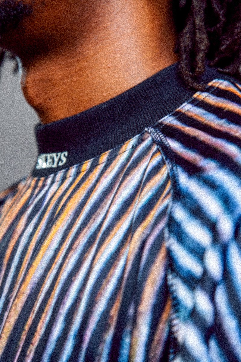 katlo_gothaang's tweet photo. Introducing “disenke” long sleeve football inspired tshirt from our upcoming collection titled Leru La Masa. 26.12.25 https://t.co/rN3xtot2Nh