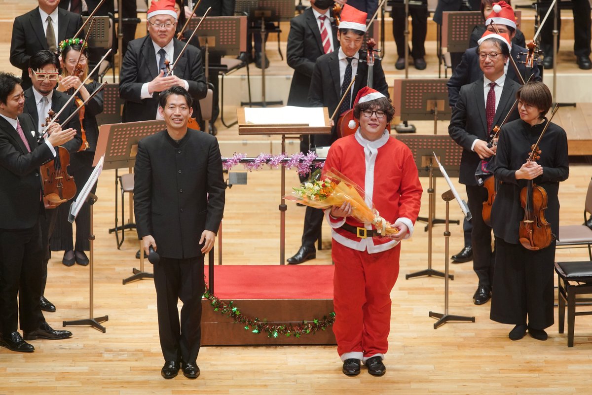 sendaiphil's tweet image. テューバ首席奏者： #山田悠貴 は、12月末をもって仙台フィルを退団します。今日の公演が仙台フィル楽団員としての最後の主催公演でした。今後の更なる活躍を祈念いたします😎🎅 #山田がサンタ #ワルツィング・キャット @DyamaTubist