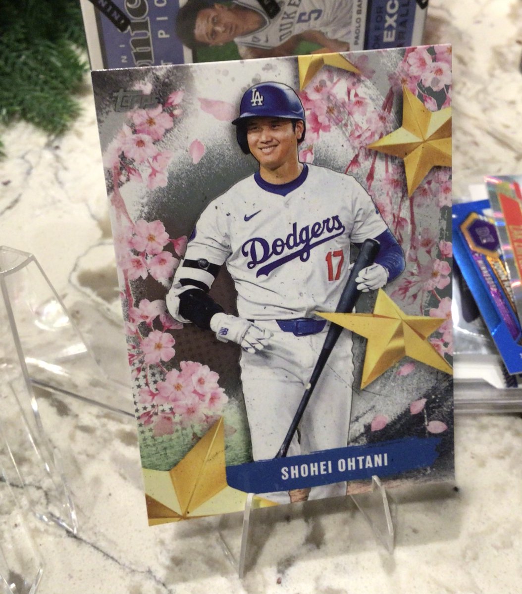du47222292's tweet image. Next giveaway - Topps Shohei Ohtani Insert 
#Giveaway #Contest #ShoheiOhtani
Repost + Like to enter
Comment is Ohtani is the best Dodger, ever?