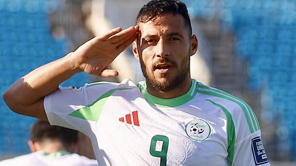 Jour d'entrée en lice et forcément, pensée émue à Youcef Belaïli dit "Pablo"

L'un des plus grands joueurs de l'histoire de la sélection, l'un des joueurs les plus plaisants à voir jouer du continent.

Un petit pincement au coeur au moment de débuter une compétition sans lui.