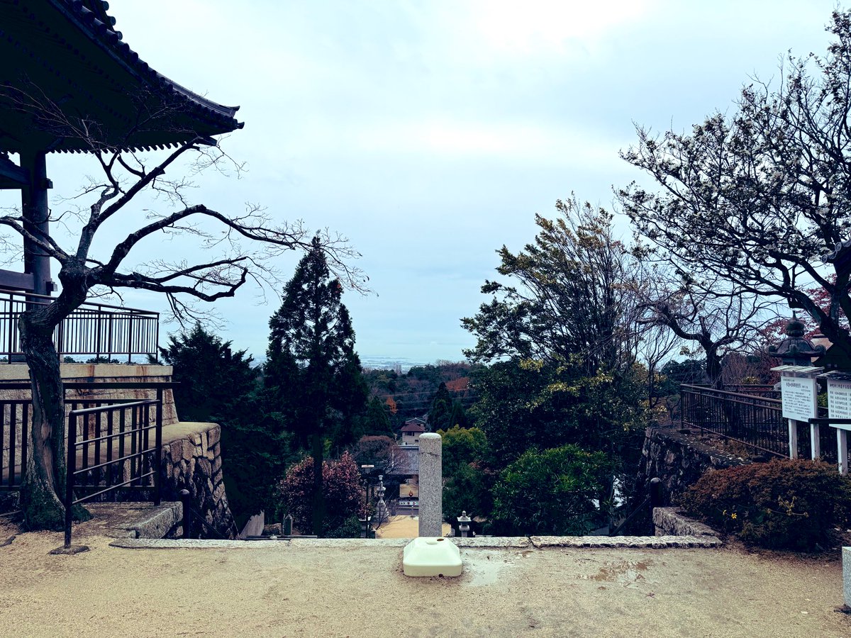 _shigemars's tweet photo. 12/24
先生のお手伝いで、
兵庫県の神呪寺へ初めて訪れました。 https://t.co/IRDl0pImK9