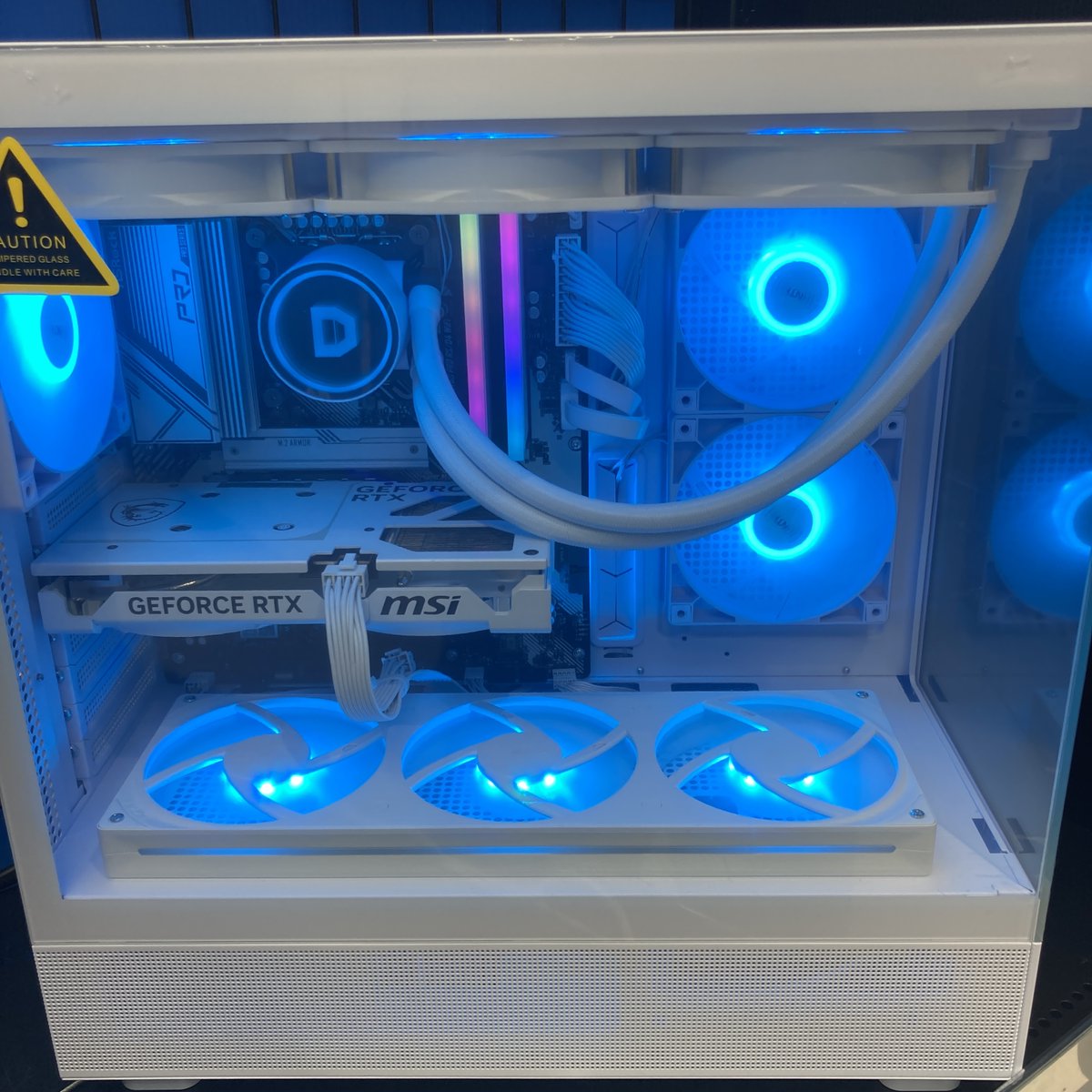 自作ゲーミング RYZEN5 RX6600 RAM16G M.2SSD1TB 【公式通販