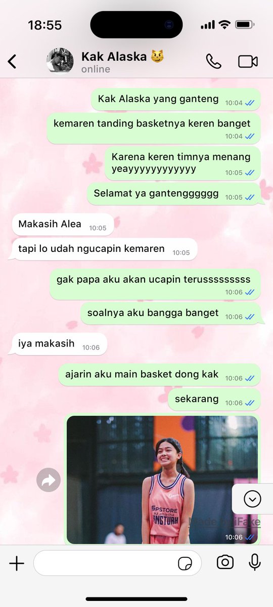 xxlleeyyy's tweet photo. Six tweets au
Edisi belajar main basket sekalian modus
-- two types of falling in love
#fatqeel #mora #raqeel https://t.co/QhcJIcHuYo