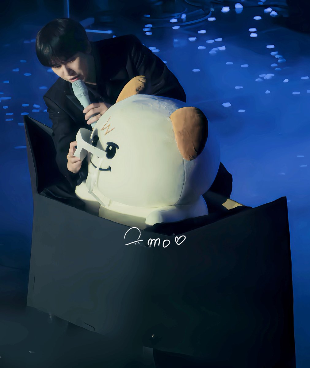 20251221  KYUHYUN  Concert ‘The.Classic’ - DAY3
 
Kyu&amp;kyumae ˚‧｡♥｡‧˚

<a href="/GaemGyu/">ChoKyuHyun</a> 
<a href="/kyumae24/">Kyumae Cho</a> 
#규현 #kyuhyun