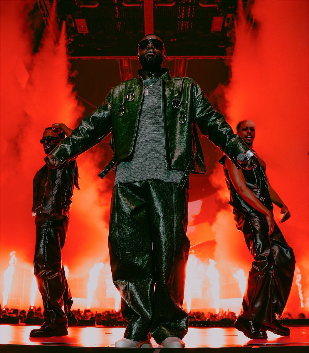 Kulturlesite_'s tweet image. 🚨 GIMS annonce l’arrivée d’un NOUVEAU PROJET et une SEMAINE ENTIÈRE DE CONCERT À PARIS LA DÉFENSE ARENA pour 2026 !

🗓️ À PARTIR DU 16 DÉCEMBRE