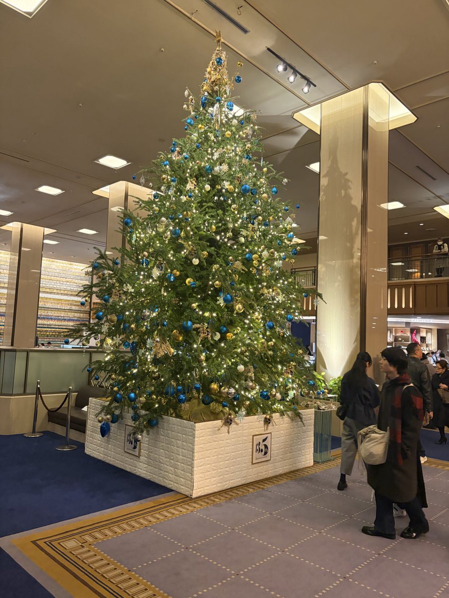 Deep__Y's tweet photo. いやークリスマスやね https://t.co/jcV51jRVYb