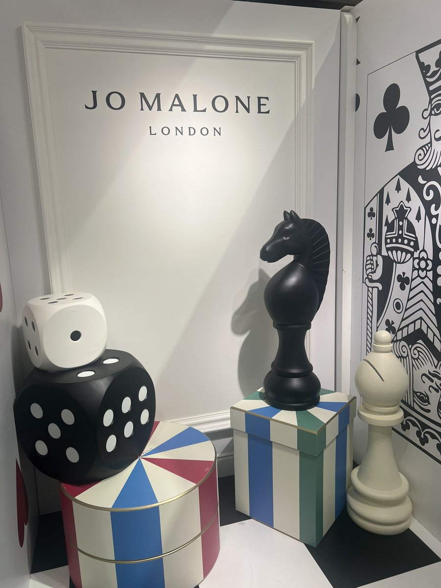 pup_ukin's tweet photo. @JoMaloneLondon
#ジョーマローンロンドン
#JMLクリスマスゲーム https://t.co/hTcLNiERVC