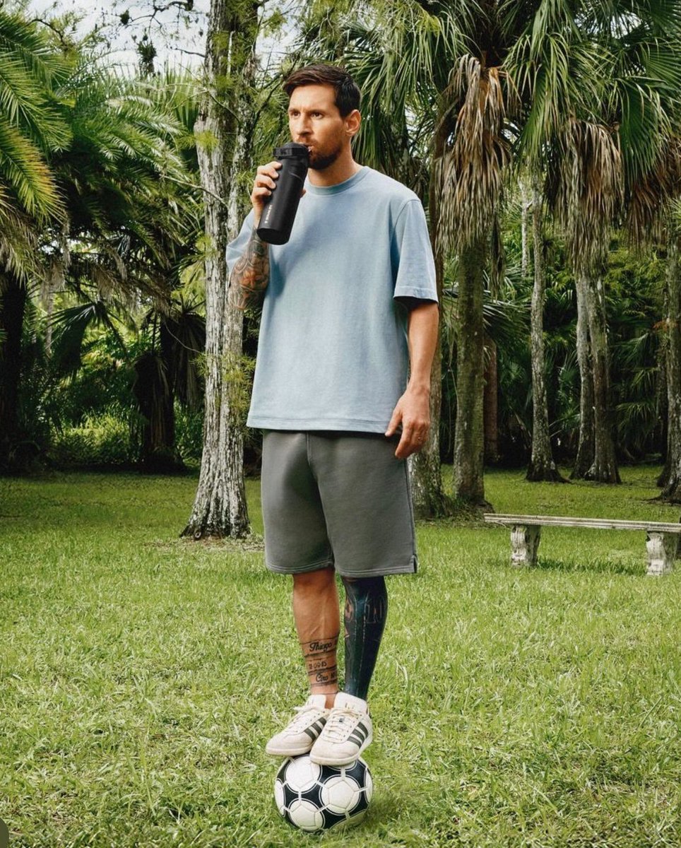 ShadrachOladele's tweet image. It's Christmas Eve 🎁🤩
May all our problems leave and our worries be sieved! We will not be deceived but our prayers received and our women conceived fruitfully, And truthfully, it'll be the Lord's doing ❤️

Good morning mutuals and Friends of Sheddy 🤩