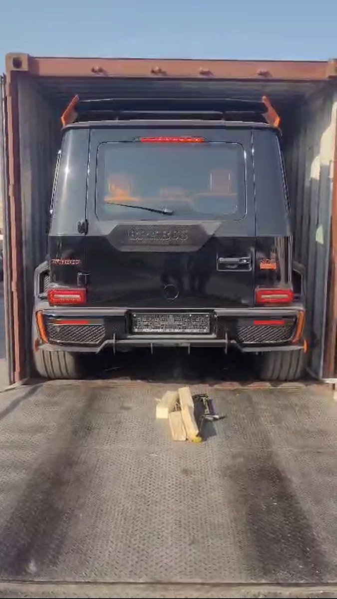 thissdax's tweet image. Started trading in 2021.  Sold my car to get knowledge and capital after losing it all to a Ponzi scheme. 

2022, No car just grinding day and night
2023, I got 3 cars 
2024, I got 2 cars 
2025, I got 2 cars 
In 2026, I'll go harder… 

Today, I could buy the car I sold in 2021…