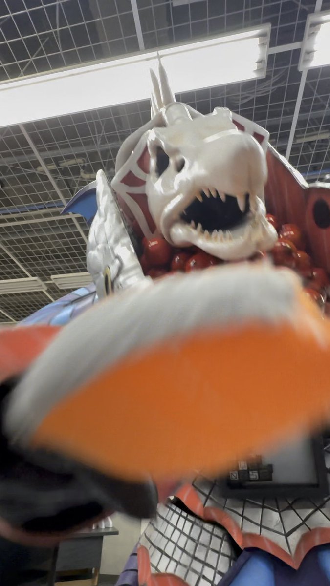 rrkchan's tweet image. 🐟シャケハラスメントタイム🐟

という両手にシャケのサモーンに大友たちがすげぇ勢いで叩かれたり、小さき者たちは優しく(？)シャケで撫でられていく謎の時間があった

シャケで飛び跳ねてた

#サモーン・シャケキスタンチン
#クリスマスにはシャケを食え
#全スーパー戦隊展