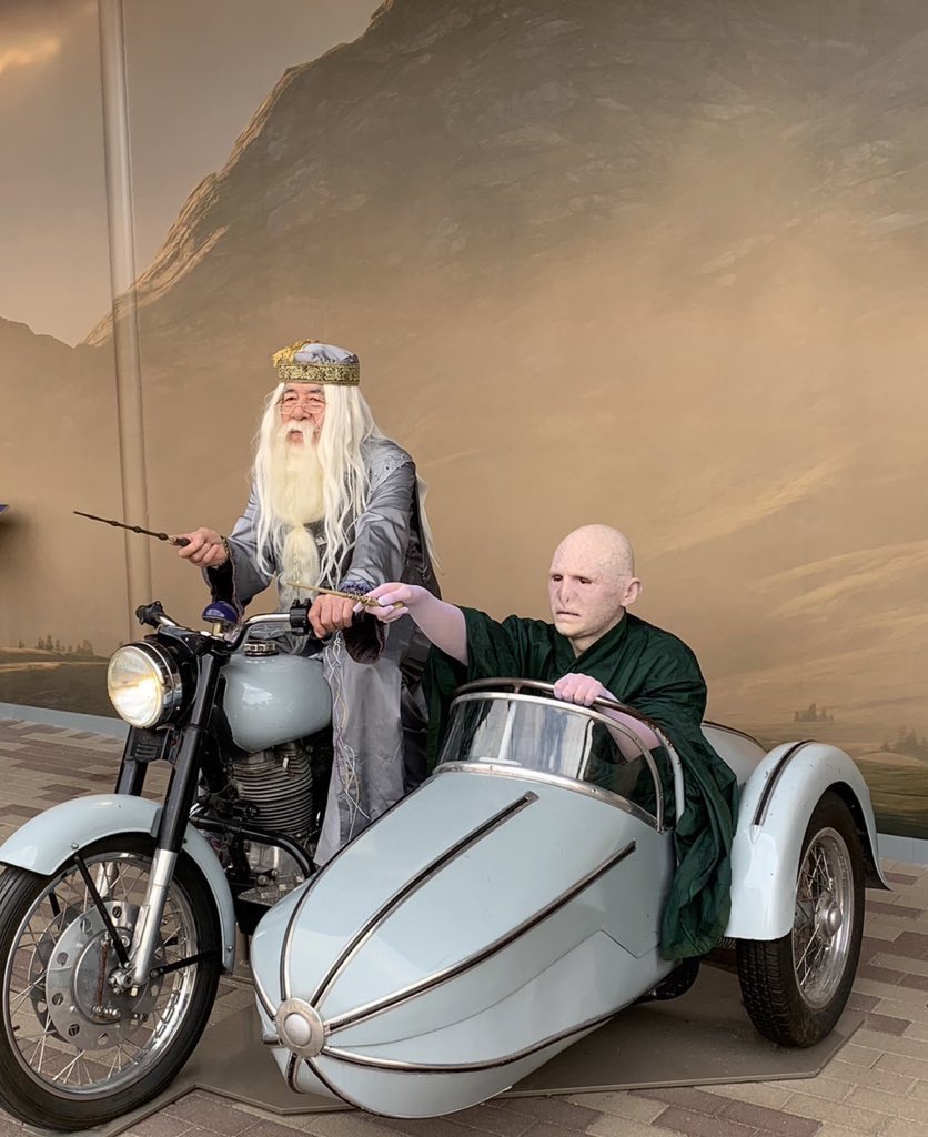 75歳 コスプレイヤー
魔法のプレゼントを届けに行ってくるぞ！！