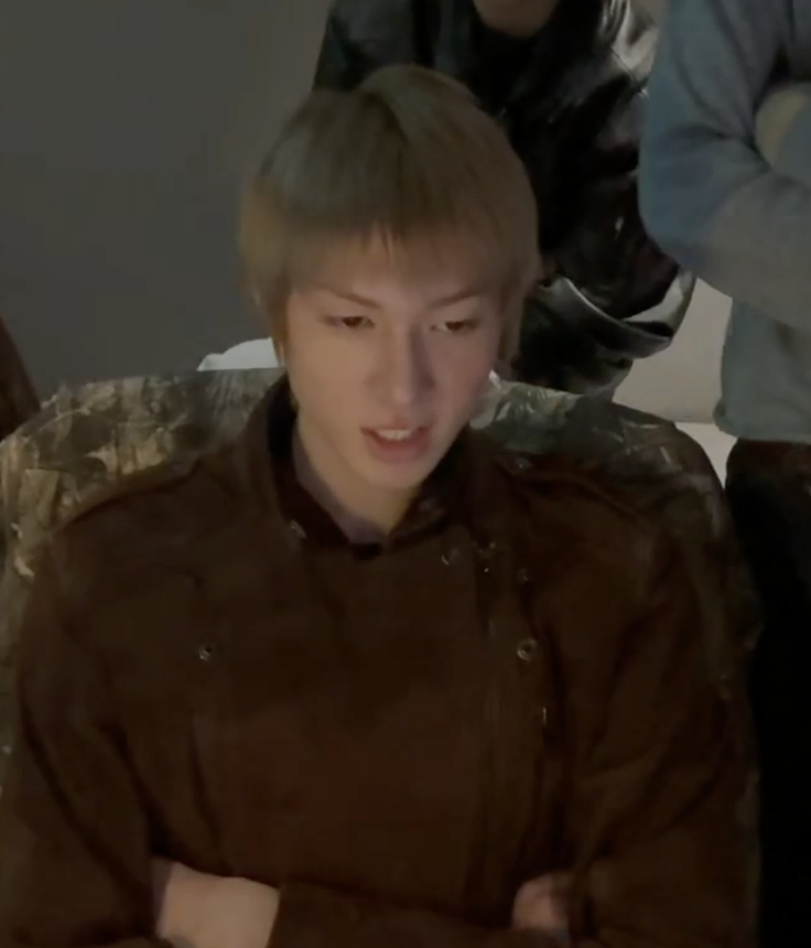 08rockstars's tweet image. im ctfuuuuuuuu it does really like him