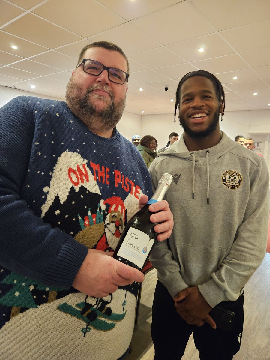 Hungerford Town FC tweet media