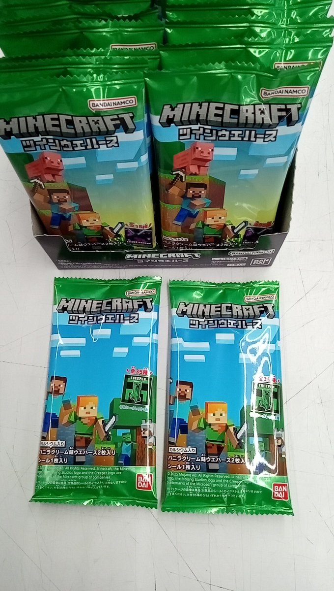 本日入荷］MINECRAFT ツインウエハース マインクラフトがシールになっ
