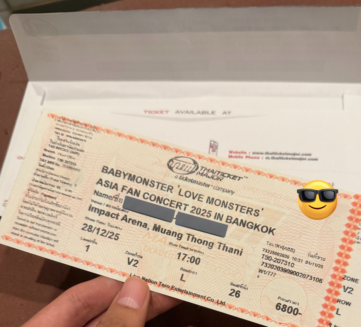 Moosaychi's tweet image. ขายบัตรโดนเพื่อนเทครับ V2 แถว L ที่นั่ง 26  ราคา 5800 มีใบมอบอำนาจ นัดรับหน้างานหรือส่งด่วน หรือนัดรับตามที่สะดวก
#ตลาดนัดเบม่อน
#ตลาดนัดbabymonster #LOVEMONSTERS_in_bkk