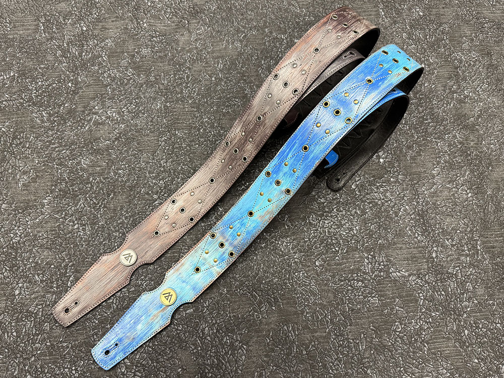 Musette_Japan's tweet photo. #LAMANTA Straps
12月20日に発売開始となった LAMANTA新作モデル
大切な人へや自分へのご褒美として #ギターストラップ をプレゼントしてみるのはいかがでしょうか?🎁
ぜひこの機会にチェックしてみてください。
■製品一覧
https://t.co/2i7D7Yz33l
#クリスマスプレゼント #ギターストラップ https://t.co/382RTHamVi