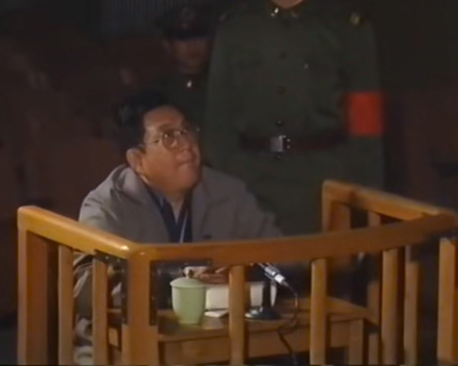 JohnSimpsonNews's tweet photo. Video has emerged of Gen Xu Qinxian of the Chinese People’s Liberation Army at his court martial in 1990, explaining why he refused orders to crush the Tiananmen Square protests.  Xu said he didn’t  want to become “a sinner in history”. He was given a 5 year sentence. https://t.co/Z70DkT8tEP